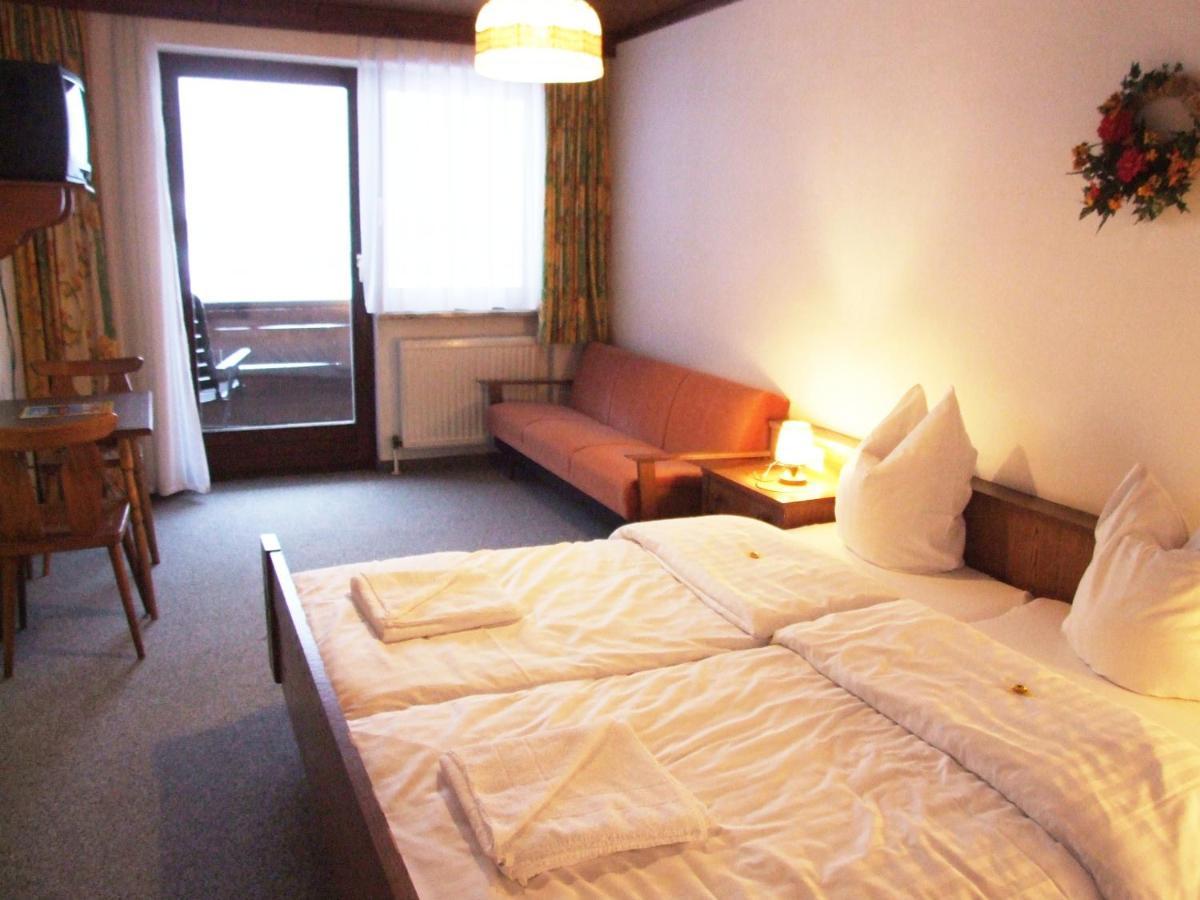 Haus Alpina By Chatel Reizen Bed & Breakfast Grossarl Room photo